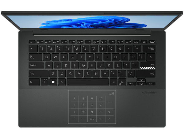 Laptop ASUS VivoBook E1404G:
Procesador Intel Core i3 N305 (hasta 3.8 GHz),
Memoria de 8GB DDR4,
SSD de 128GB,
Pantalla de 14