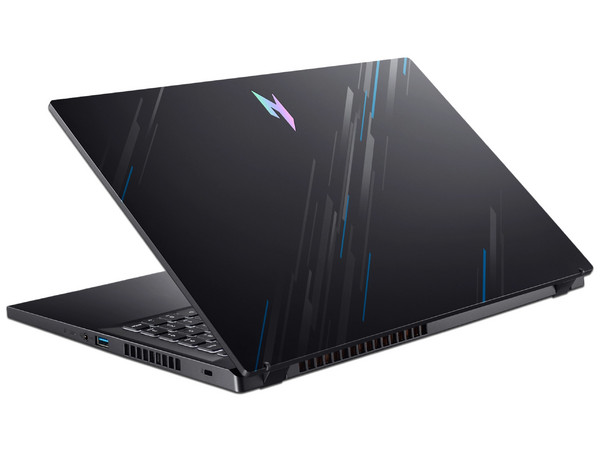 Laptop Gamer Acer Nitro V 15:
Procesador Intel Core i7 13620H (hasta 4.9 GHz),
Memoria de 32GB DDR5,
SSD de 2TB,
Pantalla de 15.6