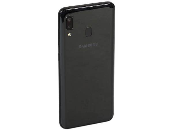 Smartphone Samsung Galaxy A20:
Procesador Octa Core (hasta 1.60GHz),
Memoria RAM de 3GB, Almacenamiento de 32GB,
Pantalla Super AMOLED de 6.2