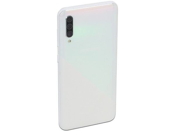 Smartphone Samsung Galaxy A30s:
Procesador Octa Core (hasta 1.8GHz),
Memoria RAM de 4GB,
Almacenamiento de 64GB,
Pantalla Super AMOLED de 6.2