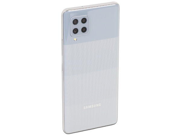 Smartphone Samsung Galaxy A42:
Procesador Qualcomm SM7225 Snapdragon 750 Octa Core (hasta 2.2 GHz),
Memoria RAM de 8GB, Almacenamiento de 128GB,
Pantalla LED Multi Touch de 6.67