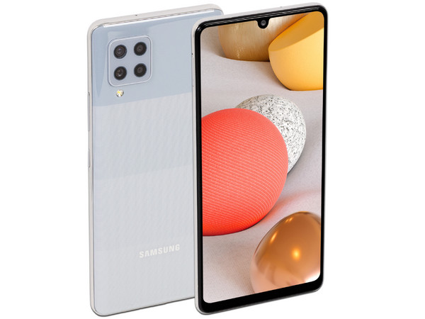 Smartphone Samsung Galaxy A42:
Procesador Qualcomm SM7225 Snapdragon 750 Octa Core (hasta 2.2 GHz),
Memoria RAM de 8GB, Almacenamiento de 128GB,
Pantalla LED Multi Touch de 6.67