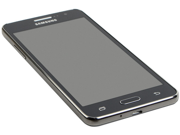 Smartphone Samsung Galaxy Grand Prime:
Procesador Quad Core (1.3 GHz),
Memoria RAM de 1GB, Almacenamiento de 8GB (expandible con microSD),
Pantalla 5.0