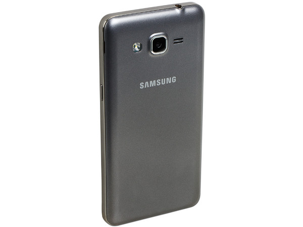 Smartphone Samsung Galaxy Grand Prime:
Procesador Quad Core (1.3 GHz),
Memoria RAM de 1GB, Almacenamiento de 8GB (expandible con microSD),
Pantalla 5.0