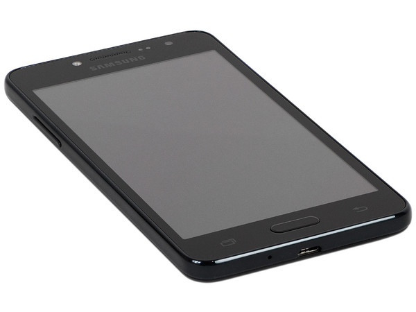 Smartphone Samsung J2 Prime:
Procesador Quad-Core (1.4 GHz),
Memoria RAM de 1.5GB, Almacenamiento de 16GB (expandible con microSD),
Pantalla de 5.0