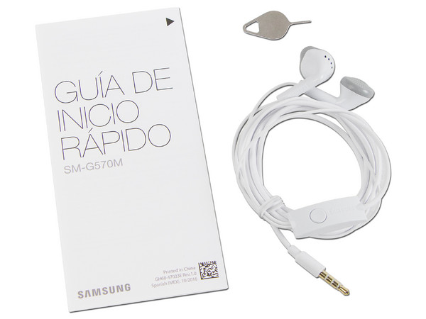 Smartphone Samsung Galaxy J5 Prime:
Procesador Quad Core (1.4 GHz),
RAM de 2 GB, Almacenamiento de 16GB (expandible con microSD),
Pantalla LED Multitouch de 5