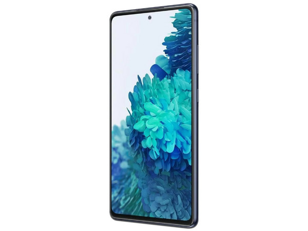 Smartphone Samsung Galaxy S20 FE:
Procesador Exynos 990 Octa Core (hasta 2.73 GHz),
Memoria RAM de 6GB, Almacenamiento de 128GB,
Pantalla Super AMOLED de 6.3
