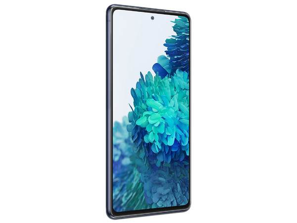 Smartphone Samsung Galaxy S20 FE:
Procesador Exynos 990 Octa Core (hasta 2.73 GHz),
Memoria RAM de 8GB, Almacenamiento de 256GB,
Pantalla Super AMOLED de 6.3