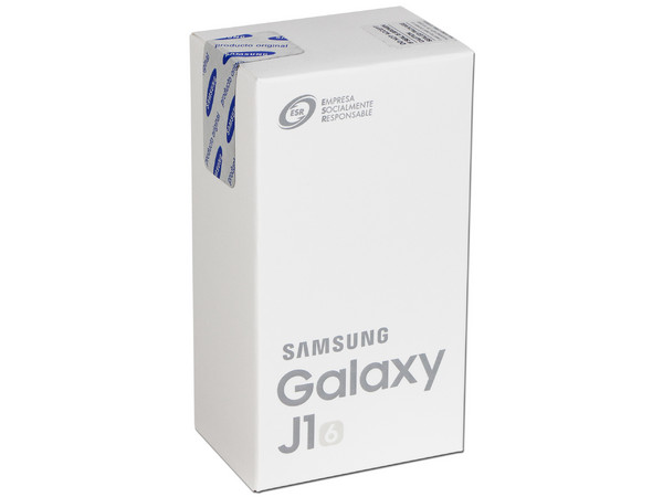 Smartphone Samsung Galaxy J1:
Procesador Quad Core (1.2 GHz),
Memoria RAM de 1 GB, Almacenamiento de 8GB (expandible con microSD),
Pantalla 4.5