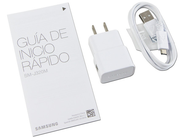 Smartphone Samsung Galaxy J3:
Procesador Quad Core (1.5 GHz),
Memoria RAM de 1.5GB, Almacenamiento de 8GB (expandible con microSD),
Pantalla 5.0