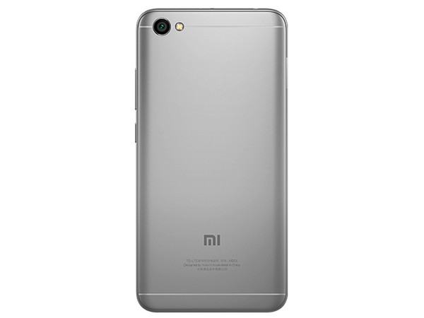 Smartphone Xiaomi Redmi Note 5A,
Procesador Snapdragon 425 Quad Core (hasta 1.4 GHz),
Memoria RAM de 2GB, Almacenamiento de 16GB
(expandible con microSD),
Pantalla de 5.5