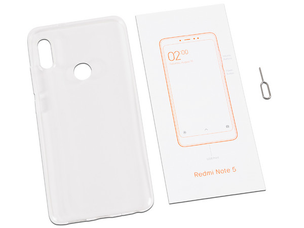 Smartphone Xiaomi Redmi Note 5,
Procesador Snapdragon 636 Octa Core (1.80 GHz),
Memoria RAM de 4GB, Almacenamiento de 64GB
(expandible con microSD),
Pantalla de 5.99