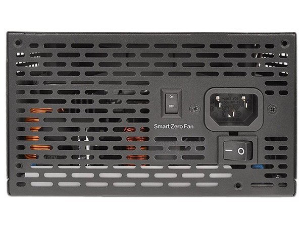 Fuente de Poder Thermaltake Toughpower GF A3 de 850W, ATX, Modular, 80 PLUS Gold.