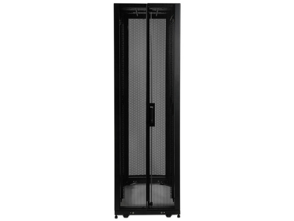 Gabinete para servidor TrippLite SmartRack de 42U de profundidad estándar.