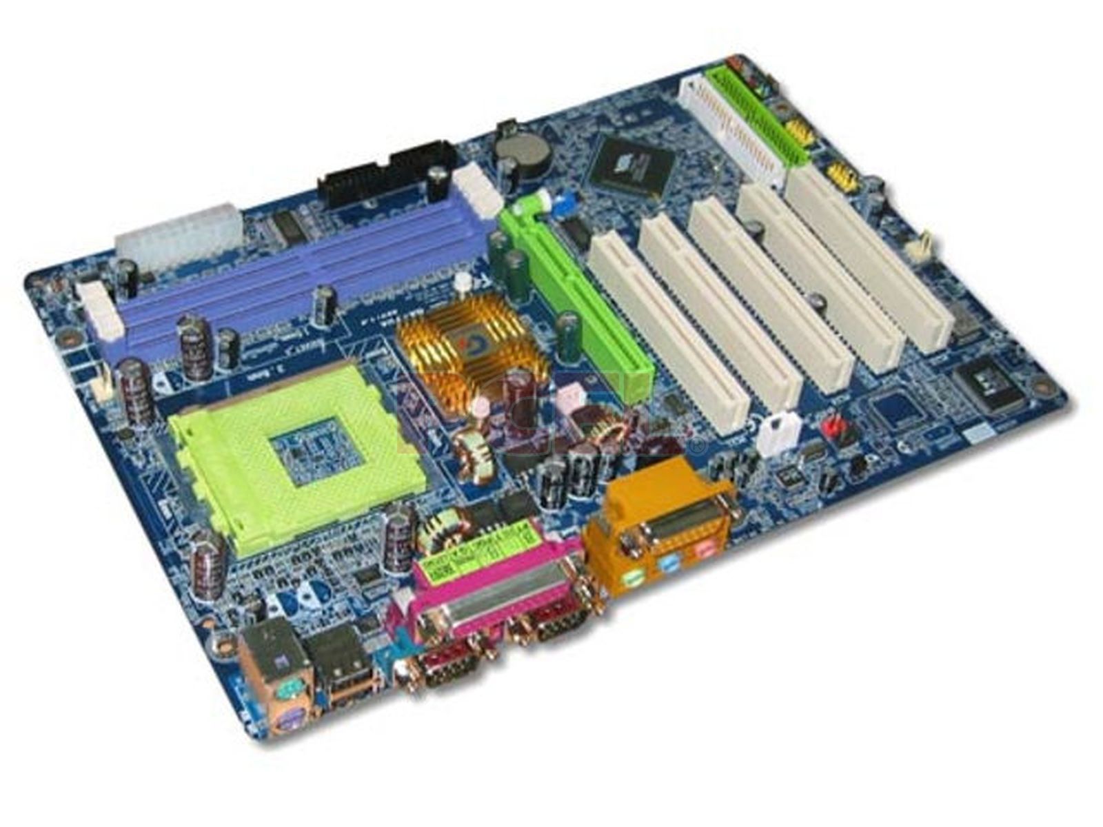GIGABYTE GA-7VAX (VIA KT400) SocketA ATX
