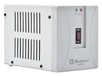 Regulador Koblenz RI-20 C para Refrigeración de hasta 28 pies, 1900 VA / 1400 W con 1 conexión Nema 5-15R.