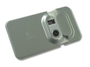 Cámara Fotográfica de Bolsillo Logitech Pocket Digital de 1.3MP
