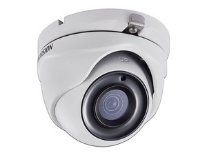 Cámara de vigilancia Hikvision de 4.5MP, resolución 720p, IR de hasta 20m.