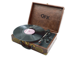 Tornamesa QFX TURN-105 para discos de Vinil, Bluetooth, 3.5mm. Diseño Maletín Vintage.