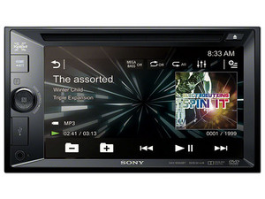Auto estéreo Sony Xplod con pantalla touch de 6.2