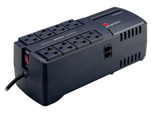 Regulador Smartbitt SBAVR900 de 900VA/450W con 8 contactos.
