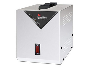 Regulador de Voltaje SmartBitt, 2000 VA / 1200 Watts con 4 contactos.
