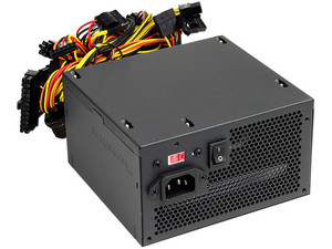 Fuente De Poder Thermaltake TR2 De 600W ATX Pcel