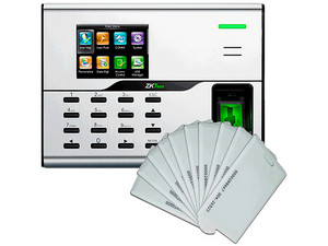 Control de Asistencia ZKTeco UA860 de hasta 3,000 huellas y 50,000 registros, USB-Host, Wi-Fi. Incluye 10 tarjetas de proximidad.