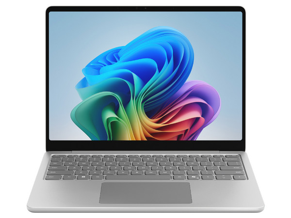 Laptop Microsoft Surface 13:
Qualcomm Snapdragon X Plus,
Memoria de 16GB LPDDR5,
SSD de 512GB,
Pantalla de 13