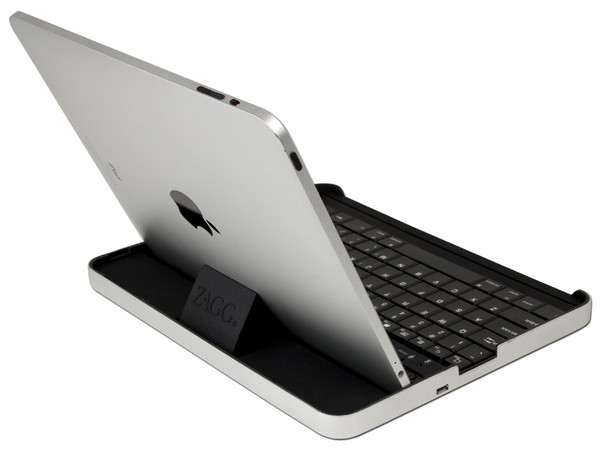 Teclado y Cubierta 2 en 1 Zagg Mate para iPad 1, Bluetooth. (versión en inglés)