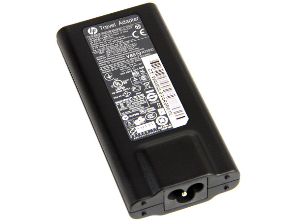 Adaptador de Corriente Slim para equipos HP de 65W.