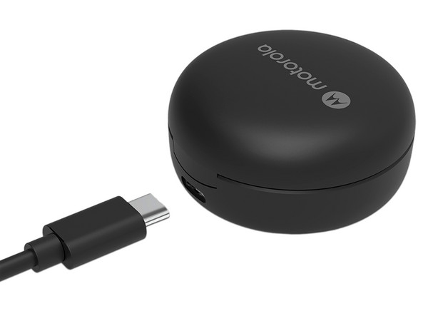 Audífonos Motorola Moto BUDS 250, Inalámbricos, Estuche de Carga, Bluetooth, Color Negro.
