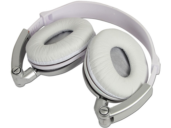 Audífonos plegables Xtreme DJ Style, respuesta de frecuencia 20-20,000 Hz. 