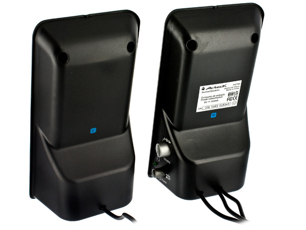 Bocinas Acteck Multimedia AX-2700 de 600 Watts PMPO con alimentación de poder USB, Color Negro.