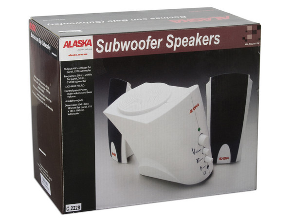 Bocinas Alaska 1,200 Watts P.M.P.O con SubWoofer, color Negras. 