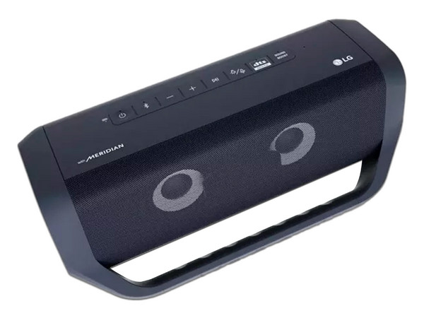 Bocina Portátil LG XBOOM Go P7 de 10W, Bluetooth, 3.5mm, USB-C, Resistencia al agua IPX7. Color Negro.