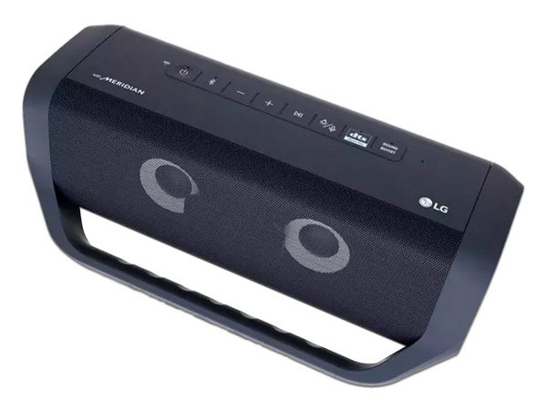 Bocina Portátil LG XBOOM Go P7 de 10W, Bluetooth, 3.5mm, USB-C, Resistencia al agua IPX7. Color Negro.