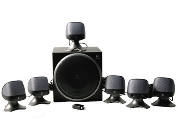 Bocinas Logitech X-620 6.1, incluye adaptador para consolas de Video Juegos.