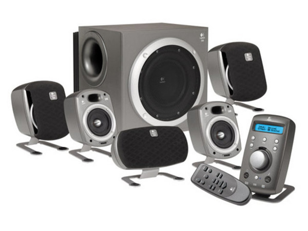 Bocinas Logitech Z-680, Auténtico Sonido 5.1 Dolby Digital y DTS, Certificación THX, 500 watts RMS de Poder total.
