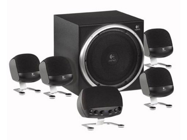 Bocinas Logitech Z-640, sonido envolvente 5.1, incluye adaptador para consolas de Video Juegos.