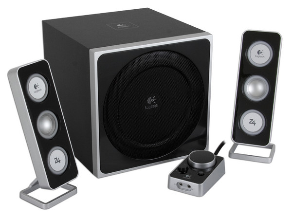 Bocinas Logitech Z-4, 2.1, Potencia RMS total 40 Watts