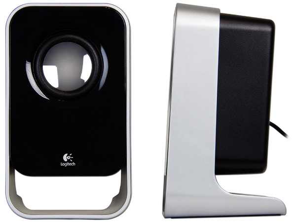 Bocinas Logitech LS21 estéreo 2.1.