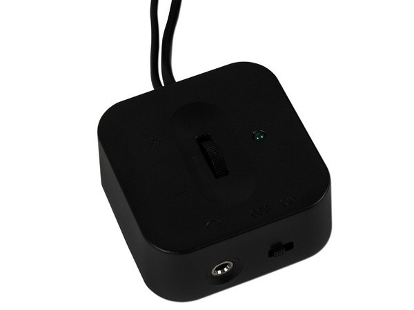 Bocinas Logitech Z213 estéreo 2.1, 7 Watts RMS, 3.5mm.