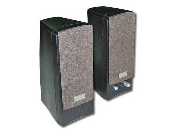 Bocinas Stereo Linkworld 3W RMS, control de volumen.