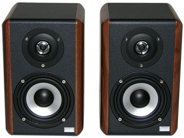Bocinas Perfect Choice 2.1 con Subwoofer Integrado, 2000 Watts PMPO