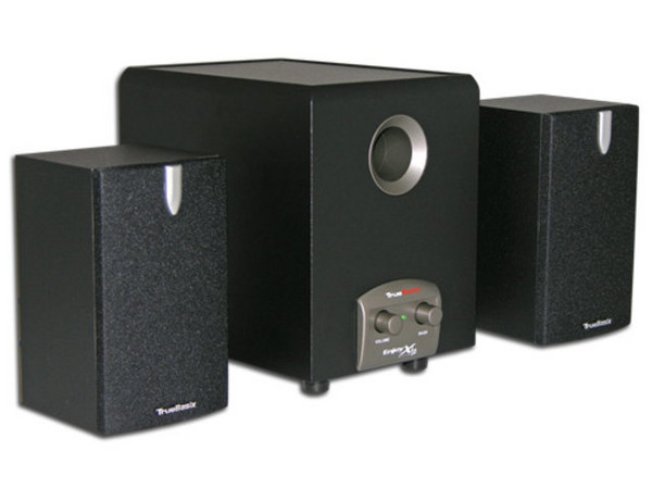 Bocinas TrueBasix 2.1, 2500W PMPO. Color Negro