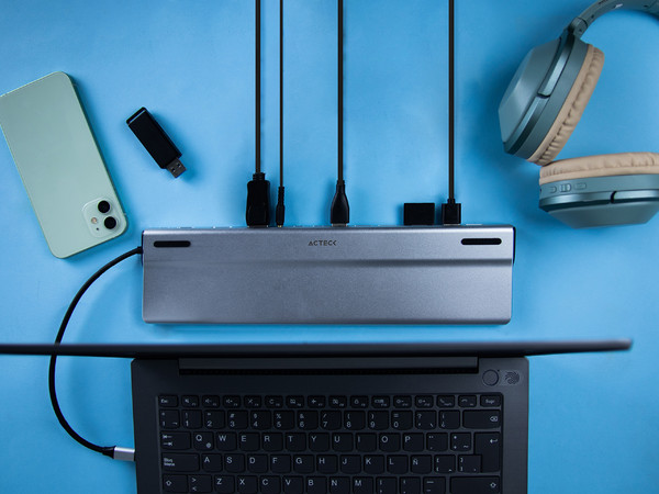 Docking Station Acteck AC-932950 14 en 1, Conector Principal USB Tipo C 3.1, Color Plateado