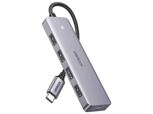 Hub UGREEN de USB-C a 4 puertos USB 3.0. Color Plateado.