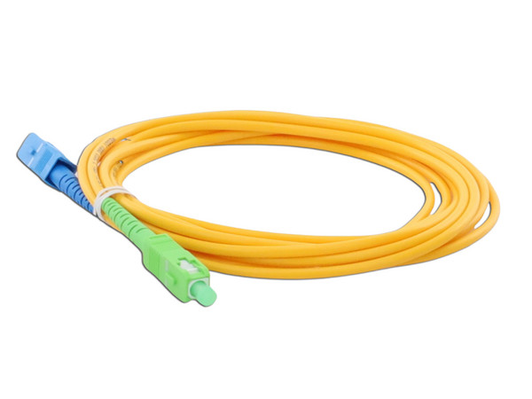 Jumper de Fibra Óptica LinkedPro Monomodo SC/UPC-SC/APC Simplex, color amarillo, 3m.