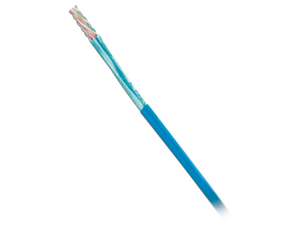 Bobina de Cable UTP Panduit PFL6004BU-G de 4 Pares, Cat6, 23 AWG, Color Azul, 305m.